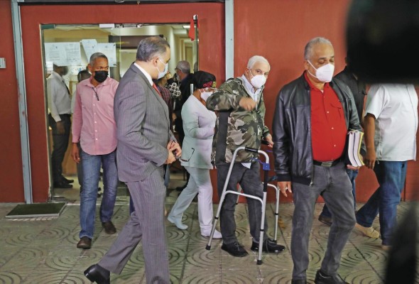 El expresidente Ricardo Martinelli a su llegada al SPA para el segundo día de juicio. El expresidente Ricardo Martinelli a su llegada al SPA para el segundo día de juicio.