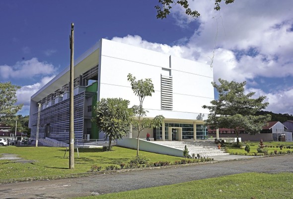 El Indicasat ofrece un programa de doctorado nacional en biotecnología en conjunto con la Universidad Acharya Nagarjuna en India y un programa de educación bilingüe de doctorado con la Facultad de Medicina de la Universidad de Panamá El Indicasat ofrece un programa de doctorado nacional en biotecnología en conjunto con la Universidad Acharya Nagarjuna en India y un programa de educación bilingüe de doctorado con la Facultad de Medicina de la Universidad de Panamá