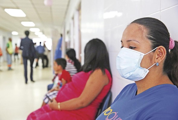 Algunos países aún no recomiendan el uso de la vacuna contra la covid-19 en las mujeres embarazadas. Algunos países aún no recomiendan el uso de la vacuna contra la covid-19 en las mujeres embarazadas.