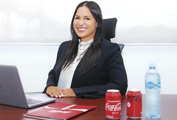 Lorena Henríquez, gerente de Asuntos Corporativos para Coca-Cola FEMSA Panamá Lorena Henríquez, gerente de Asuntos Corporativos para Coca-Cola FEMSA Panamá