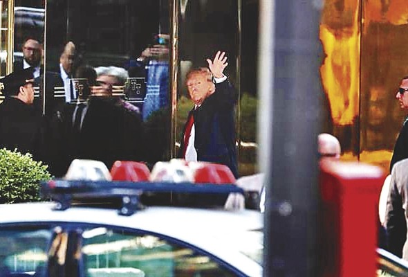 El expresidente voló ayer a Nueva York desde su residencia en Florida. El expresidente voló ayer a Nueva York desde su residencia en Florida.
