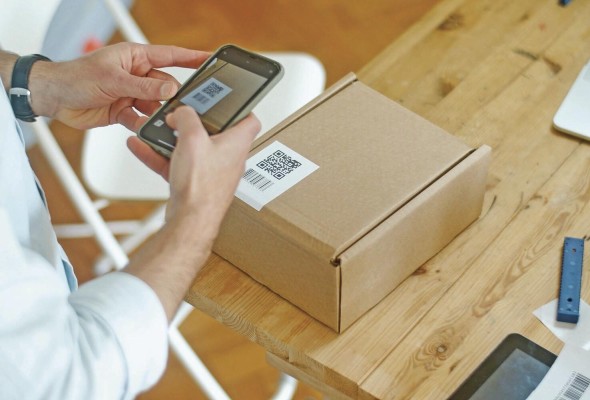 La creación de los códigos QR ha mejorado la comunicación de las empresas con los clientes externos. La creación de los códigos QR ha mejorado la comunicación de las empresas con los clientes externos.