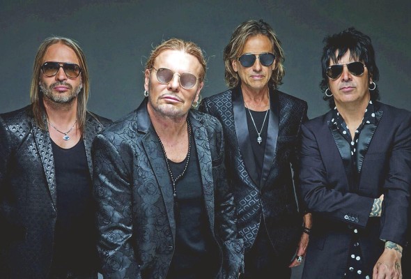 Maná ha sido también reconocida con 24 Premios Billboard de la Música Latina y es finalista este año por Artista pop latino del año, dúo o grupo. Maná ha sido también reconocida con 24 Premios Billboard de la Música Latina y es finalista este año por Artista pop latino del año, dúo o grupo.