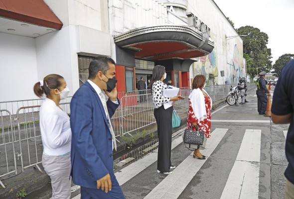 La audiencia preliminar se extenderá del 22 de noviembre al 17 de diciembre de 2021. La audiencia preliminar se extenderá del 22 de noviembre al 17 de diciembre de 2021.