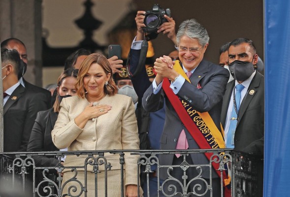 De 65 años, Lasso llegó al cargo tras vencer en el balotaje del pasado 11 de abril al candidato correísta Andrés Arauz. De 65 años, Lasso llegó al cargo tras vencer en el balotaje del pasado 11 de abril al candidato correísta Andrés Arauz.