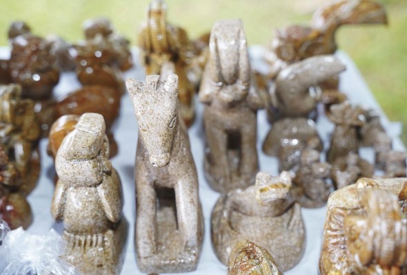 Los análisis muestran que la piedra jabón de Pajonal tiene características diferentes a las de otros países. Los análisis muestran que la piedra jabón de Pajonal tiene características diferentes a las de otros países.