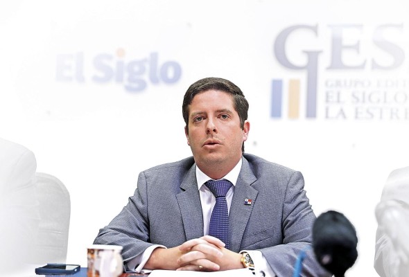 El ministro de Comercio e Industrias, Federico Alfaro Boyd, durante su visita al Grupo Editorial Gese, S.A. El ministro de Comercio e Industrias, Federico Alfaro Boyd, durante su visita al Grupo Editorial Gese, S.A.
