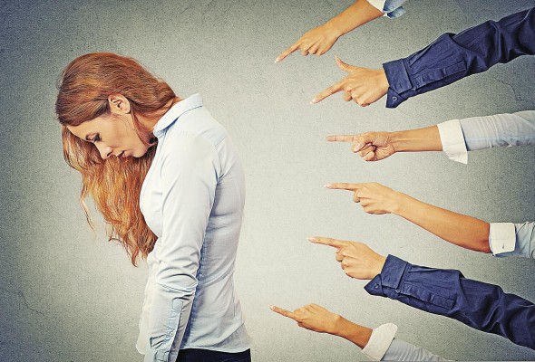 Violencia simbólica Violencia simbólica