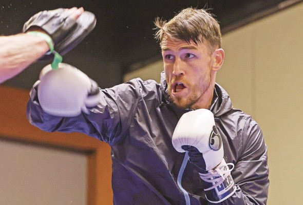 Fotografía donde aparece el boxeador británico Callum Smith durante un entrenamiento el 15 de diciembre de 2020, en el Gran Hyatt, en San Antonio, Texas (EE.UU.). Fotografía donde aparece el boxeador británico Callum Smith durante un entrenamiento el 15 de diciembre de 2020, en el Gran Hyatt, en San Antonio, Texas (EE.UU.).
