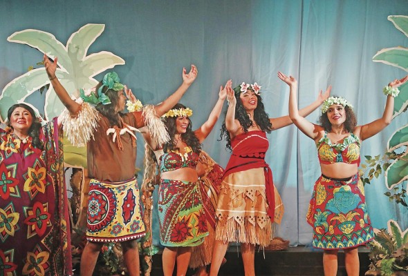 Todos los actores de 'Moana' son egresados de los cursos del teatro Aba. Todos los actores de 'Moana' son egresados de los cursos del teatro Aba.
