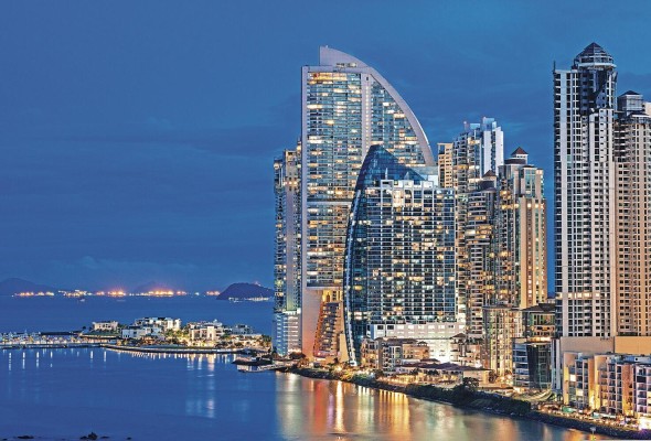 Panamá busca ser de nuevo centro de inversiones de la región Panamá busca ser de nuevo centro de inversiones de la región