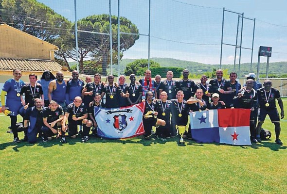 El equipo de fútbol Abogados Panamá Legend El equipo de fútbol Abogados Panamá Legend