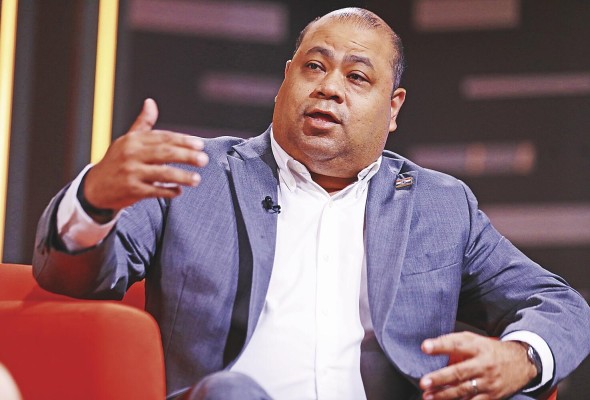 Omar Ahumada: 'Carrizo tiene que proyectarse como un estadista con capacidad para dirigir el país' Omar Ahumada: 'Carrizo tiene que proyectarse como un estadista con capacidad para dirigir el país'