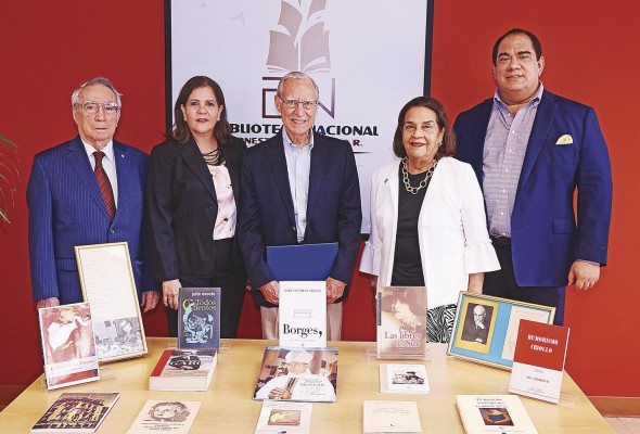Raúl Vaccaro, Guadalupe García de Rivera, Ricardo Alfaro, María Magela Brenes y Fernando Gómez Arbeláez Raúl Vaccaro, Guadalupe García de Rivera, Ricardo Alfaro, María Magela Brenes y Fernando Gómez Arbeláez