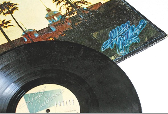 'Hotel California' es el mayor éxito de The Eagles. 'Hotel California' es el mayor éxito de The Eagles.