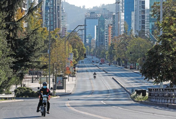 Chile ha alcanzado el millón de casos activos de covid-19 tras el rebrote. Chile ha alcanzado el millón de casos activos de covid-19 tras el rebrote.