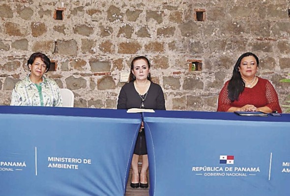 Mesa de expertos en gestión ambiental en Panamá Mesa de expertos en gestión ambiental en Panamá