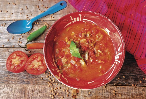 Sopa de habas con nopales Sopa de habas con nopales
