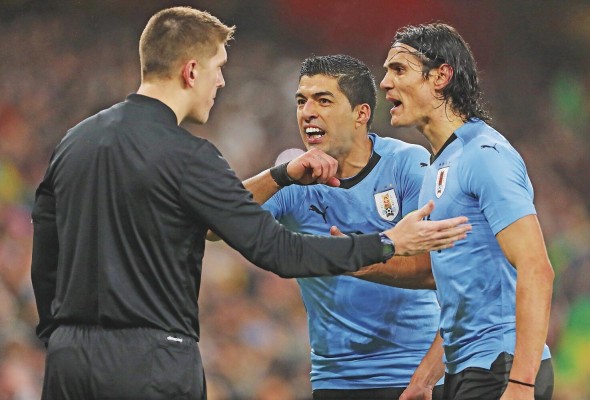 Luís Suárez y Edison Cavani, figuras representativas de un ciclo que confía en dar su último y valioso aporte en Catar 2022. Luís Suárez y Edison Cavani, figuras representativas de un ciclo que confía en dar su último y valioso aporte en Catar 2022.