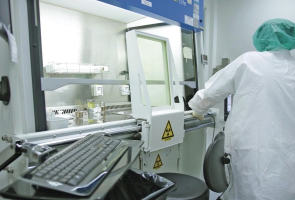 La inversión en investigación e innovación contribuye a aumentar el bienestar, la productividad y desarrollo del país. La inversión en investigación e innovación contribuye a aumentar el bienestar, la productividad y desarrollo del país.