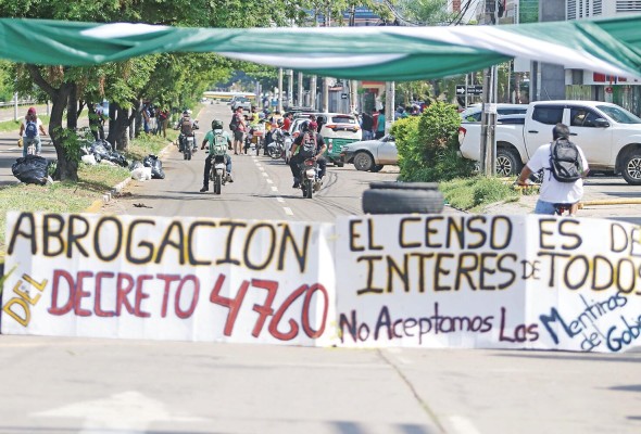 Marcha hacia el centro histórico para pedir que el censo se realice en 2023. Marcha hacia el centro histórico para pedir que el censo se realice en 2023.
