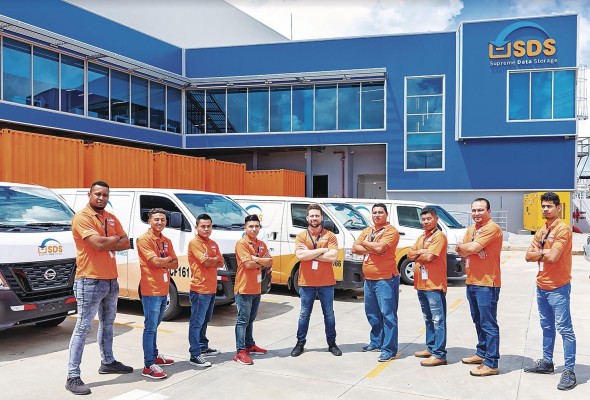 La bodegas están ubicadas en Mañanitas, Panamá Este, en un terreno de dos hectáreas con una infraestructura de alta seguridad. La bodegas están ubicadas en Mañanitas, Panamá Este, en un terreno de dos hectáreas con una infraestructura de alta seguridad.