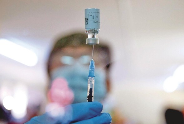 La vacuna de Johnson & Johnson se diferencia de las demás al optar por una base de adenovirus desactivado y ADN bicatenario. La vacuna de Johnson & Johnson se diferencia de las demás al optar por una base de adenovirus desactivado y ADN bicatenario.