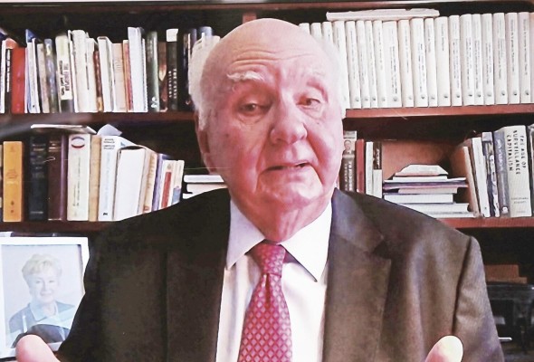 Guillermo Chapman:'Realmente el subir los impuestos aquí es anatema' Guillermo Chapman:'Realmente el subir los impuestos aquí es anatema'