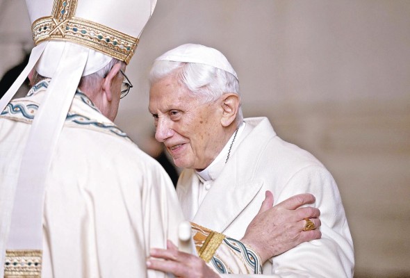 Imagen de archivo del papa emérito Benedicto XVI. Imagen de archivo del papa emérito Benedicto XVI.