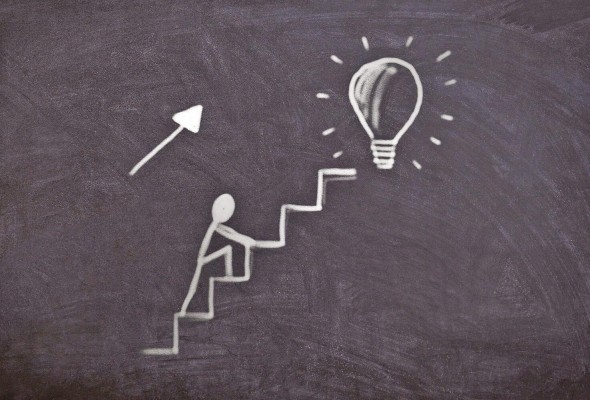 Busquemos siempre luz para inspirarnos, y no simplemente llenar nuestro cerebro de lo ya hecho. Busquemos siempre luz para inspirarnos, y no simplemente llenar nuestro cerebro de lo ya hecho.