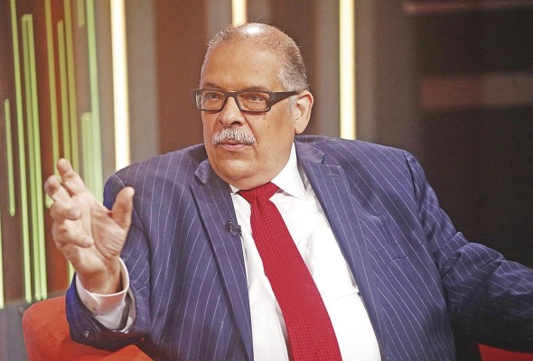Rubén Castillo: ”La otra forma de mirar la economía es pura brujería económica” Rubén Castillo: ”La otra forma de mirar la economía es pura brujería económica”