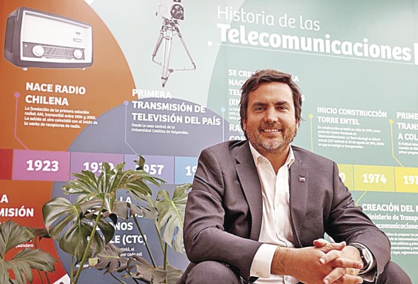 Francisco Moreno Guzmán ha ocupado diversos cargos públicos y fue, hasta este viernes, el subsecretario de Telecomunicaciones de la nación sudamericana. Francisco Moreno Guzmán ha ocupado diversos cargos públicos y fue, hasta este viernes, el subsecretario de Telecomunicaciones de la nación sudamericana.
