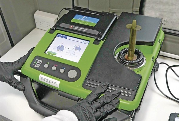 El proyecto de la Dra. Mack busca evaluar la calidad del agua para el consumo humano, en un laboratorio móvil con técnicas analíticas avanzadas. El proyecto de la Dra. Mack busca evaluar la calidad del agua para el consumo humano, en un laboratorio móvil con técnicas analíticas avanzadas.