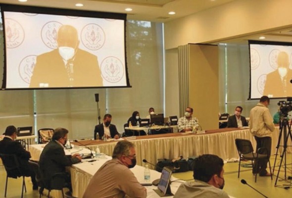 Representantes de la Organización Internacional de Funcionarios de Costa Rica, Chile y Argentina expusieron ante la mesa plenaria del diálogo por la CSS Representantes de la Organización Internacional de Funcionarios de Costa Rica, Chile y Argentina expusieron ante la mesa plenaria del diálogo por la CSS
