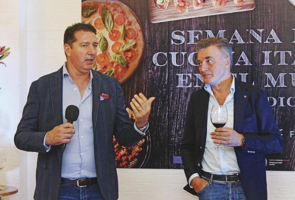 Flavio Andreatta, sumiller; y Valentino Sciotti, presidente del grupo Fantini. Flavio Andreatta, sumiller; y Valentino Sciotti, presidente del grupo Fantini.