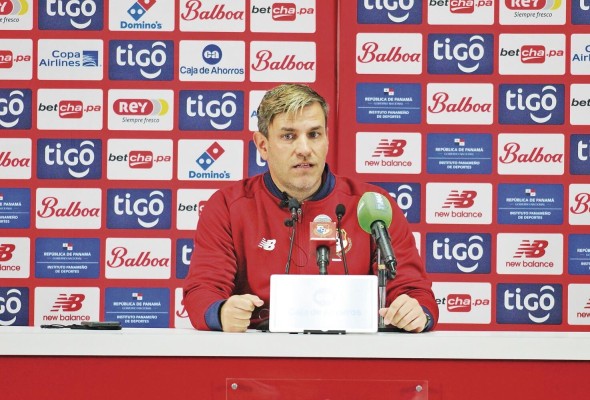 El director técnico, Ángel Sánchez, en conferencia de prensa. El director técnico, Ángel Sánchez, en conferencia de prensa.