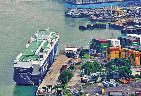 La logística es una de las ventajas que tiene Panamá frente a las economías mundiales. La logística es una de las ventajas que tiene Panamá frente a las economías mundiales.