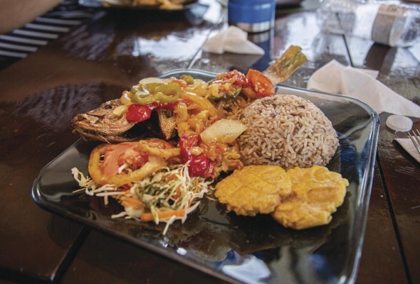La gastronomía también es parte de la culturad de un país. La gastronomía también es parte de la culturad de un país.