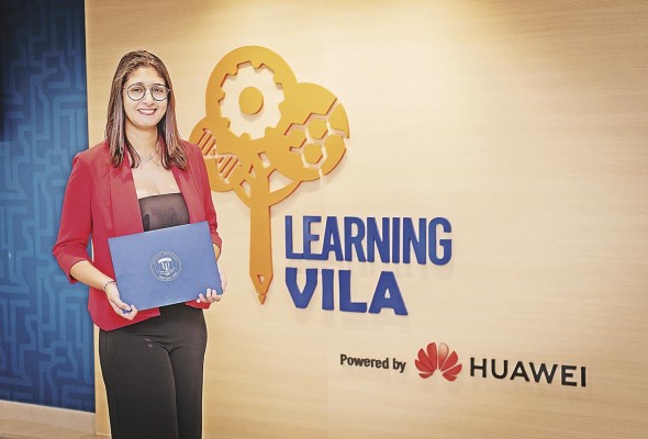 Maria Alicia Conde, ejecutiva de Asuntos Públicos y Comunicaciones de Huawei Centroamérica y el Caribe. Maria Alicia Conde, ejecutiva de Asuntos Públicos y Comunicaciones de Huawei Centroamérica y el Caribe.