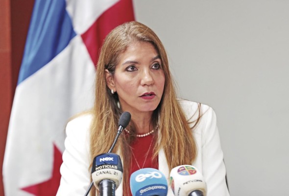 La presidenta de la junta directiva de la CSS, Aida Michelle Maduro La presidenta de la junta directiva de la CSS, Aida Michelle Maduro