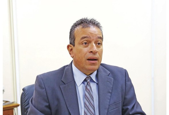 Samuel Rivera. Abogado Es abogado laboralista. Fue director de Compras de la CSS y director del Instituto Nacional de Formación Profesional y Capacitación para el Desarrollo Humano (Inadeh) Samuel Rivera. Abogado Es abogado laboralista. Fue director de Compras de la CSS y director del Instituto Nacional de Formación Profesional y Capacitación para el Desarrollo Humano (Inadeh)