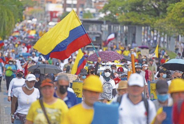 La población llega a esta elección marcada por la pandemia y un aumento de la violencia en el país. La población llega a esta elección marcada por la pandemia y un aumento de la violencia en el país.
