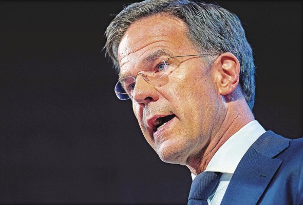 El gobierno de Mark Rutte está presionado para tomar medidas que alivien la inflación en vísperas de la publicación del presupuesto del estado. El gobierno de Mark Rutte está presionado para tomar medidas que alivien la inflación en vísperas de la publicación del presupuesto del estado.