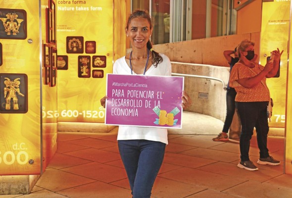 La Dra. Ivonne Torres Atencio preside la Fundación Ciencia en Panamá. La Dra. Ivonne Torres Atencio preside la Fundación Ciencia en Panamá.