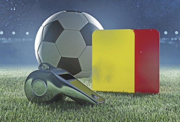 Los cambios que se han producido en el fútbol hacen prever que será un torneo intenso desde lo deportivo; el arbitraje debe ser un facilitador eficaz del juego. Los cambios que se han producido en el fútbol hacen prever que será un torneo intenso desde lo deportivo; el arbitraje debe ser un facilitador eficaz del juego.