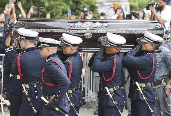 Pelé descansará eternamente en Memorial Necrópole Ecumenica, considerado el cementerio vertical más alto del mundo. Pelé descansará eternamente en Memorial Necrópole Ecumenica, considerado el cementerio vertical más alto del mundo.