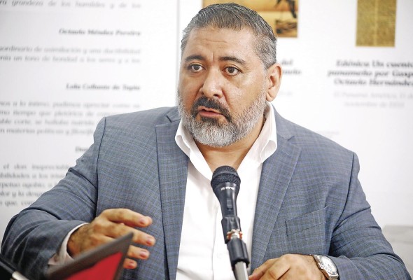 Catalino Rosas, abogado y analista político Catalino Rosas, abogado y analista político