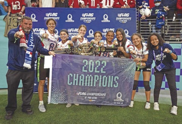 El 1 de febrero las chicas de la selección de Panamá, White y Red, sub-17 viajaron a Las Vegas. El 1 de febrero las chicas de la selección de Panamá, White y Red, sub-17 viajaron a Las Vegas.