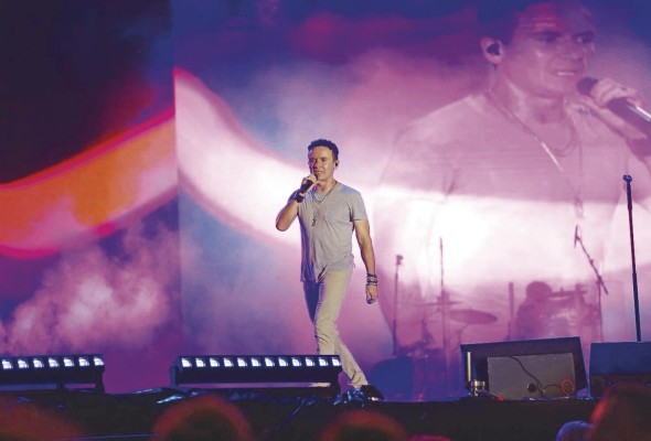 El artista colombiano Fonseca, presentando su gira 'Viajante Tour' en Panamá. El artista colombiano Fonseca, presentando su gira 'Viajante Tour' en Panamá.