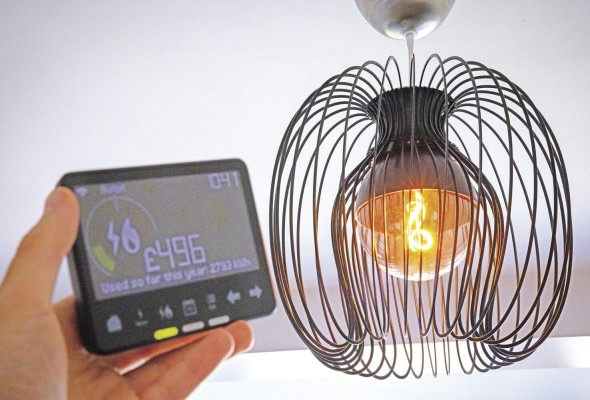El precio de la energía en el Reino Unido sube el 80 % El precio de la energía en el Reino Unido sube el 80 %